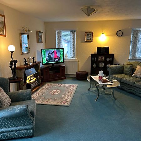 Bunillidh Bed & Breakfast Дръмнадрочит Екстериор снимка
